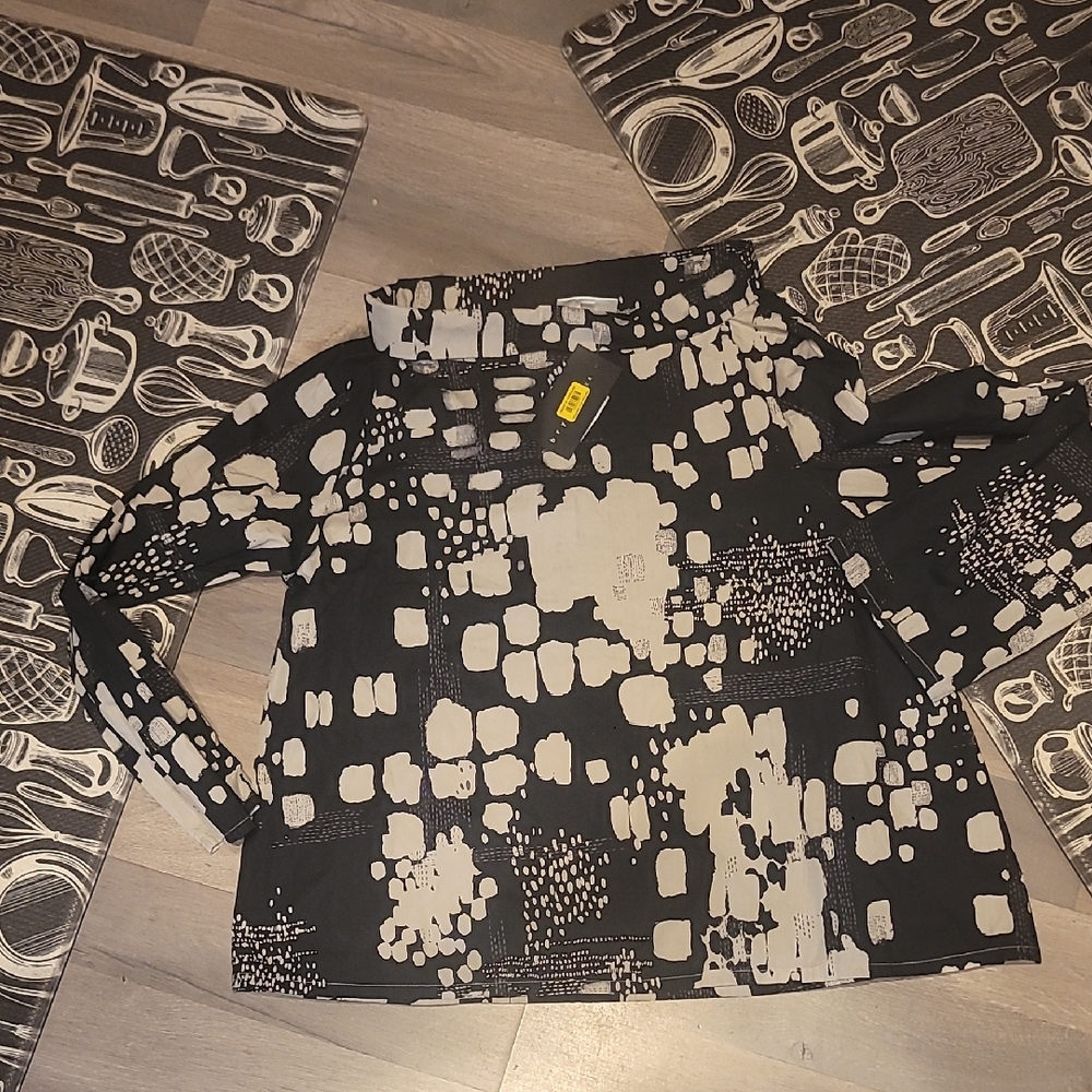 Bryn Walker Black & White Long-sleeved Cowl Neck 100% Organic Cotton Size Medium